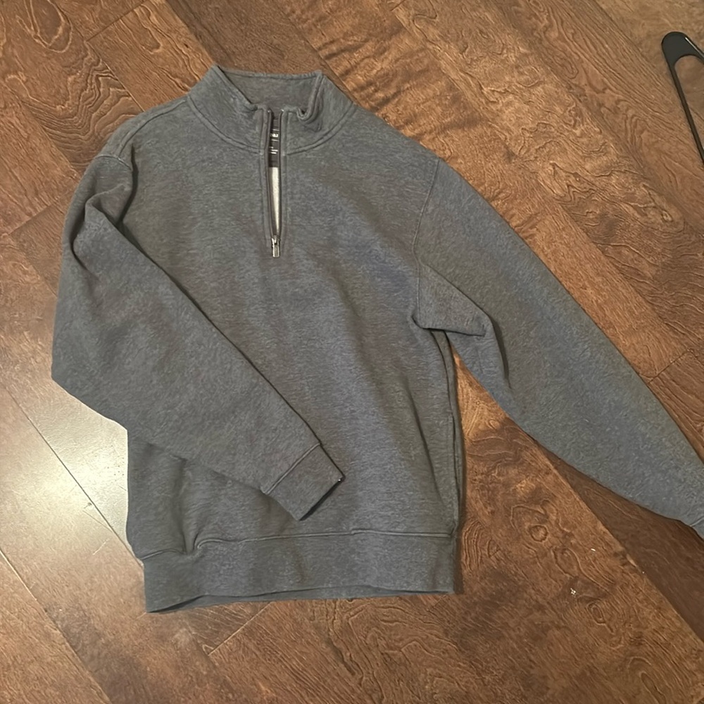 L.L Bean 91% cotton 9% polyester half zip crew neck